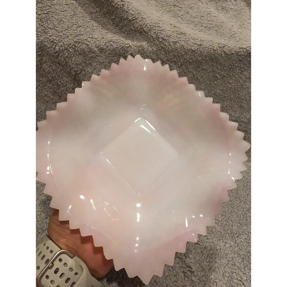 N/A vtg white